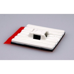 Fixing pad adjustable with high performance glue